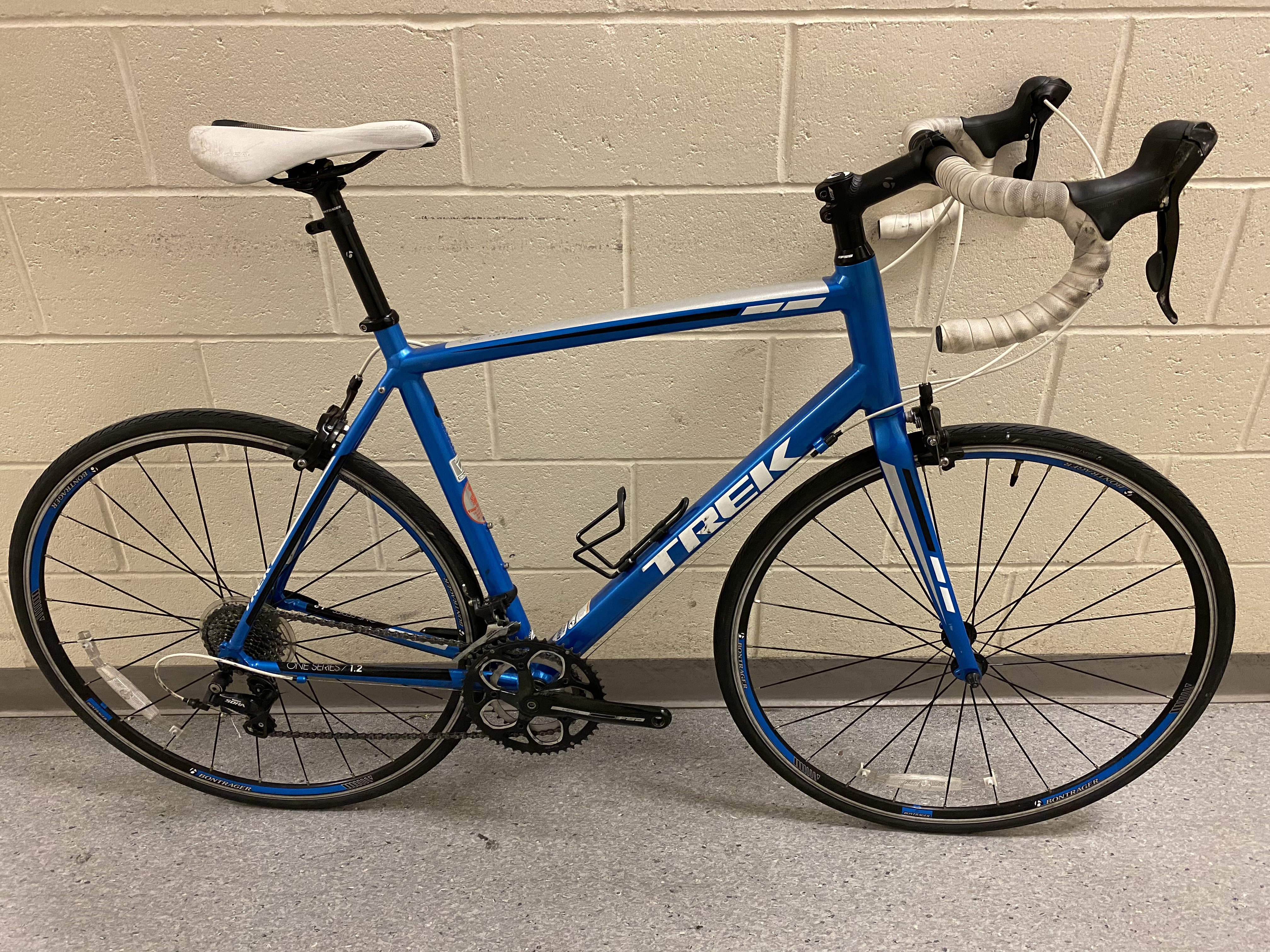 2015 Trek 1.2 - BicycleBlueBook.com
