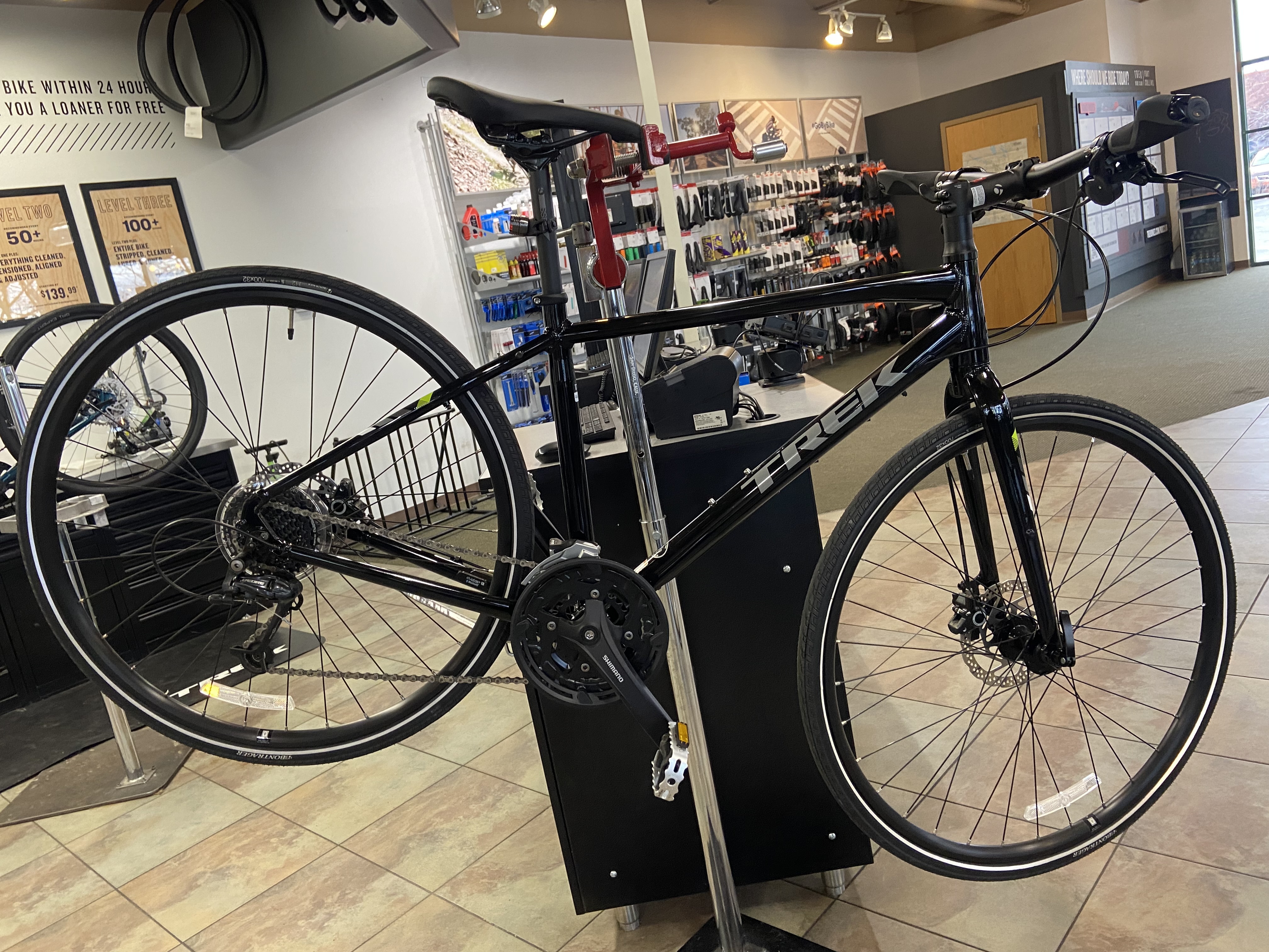 2016 Trek Allant 7.4 - BicycleBlueBook.com