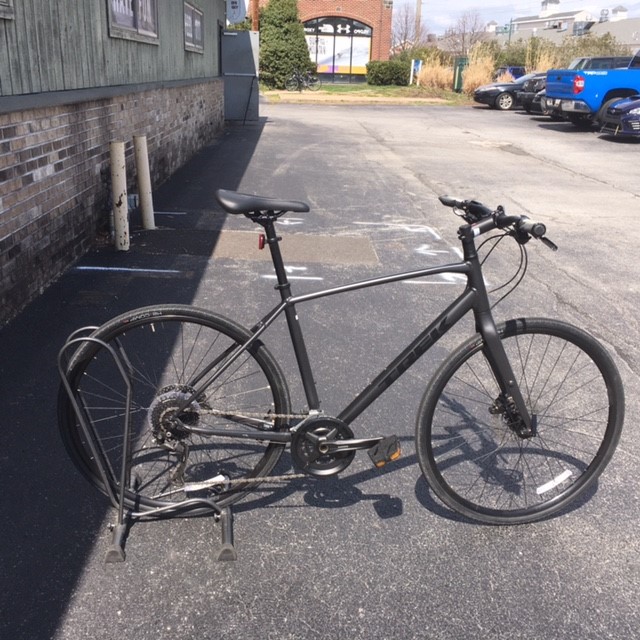 2021 Trek FX 3 Disc - BicycleBlueBook.com