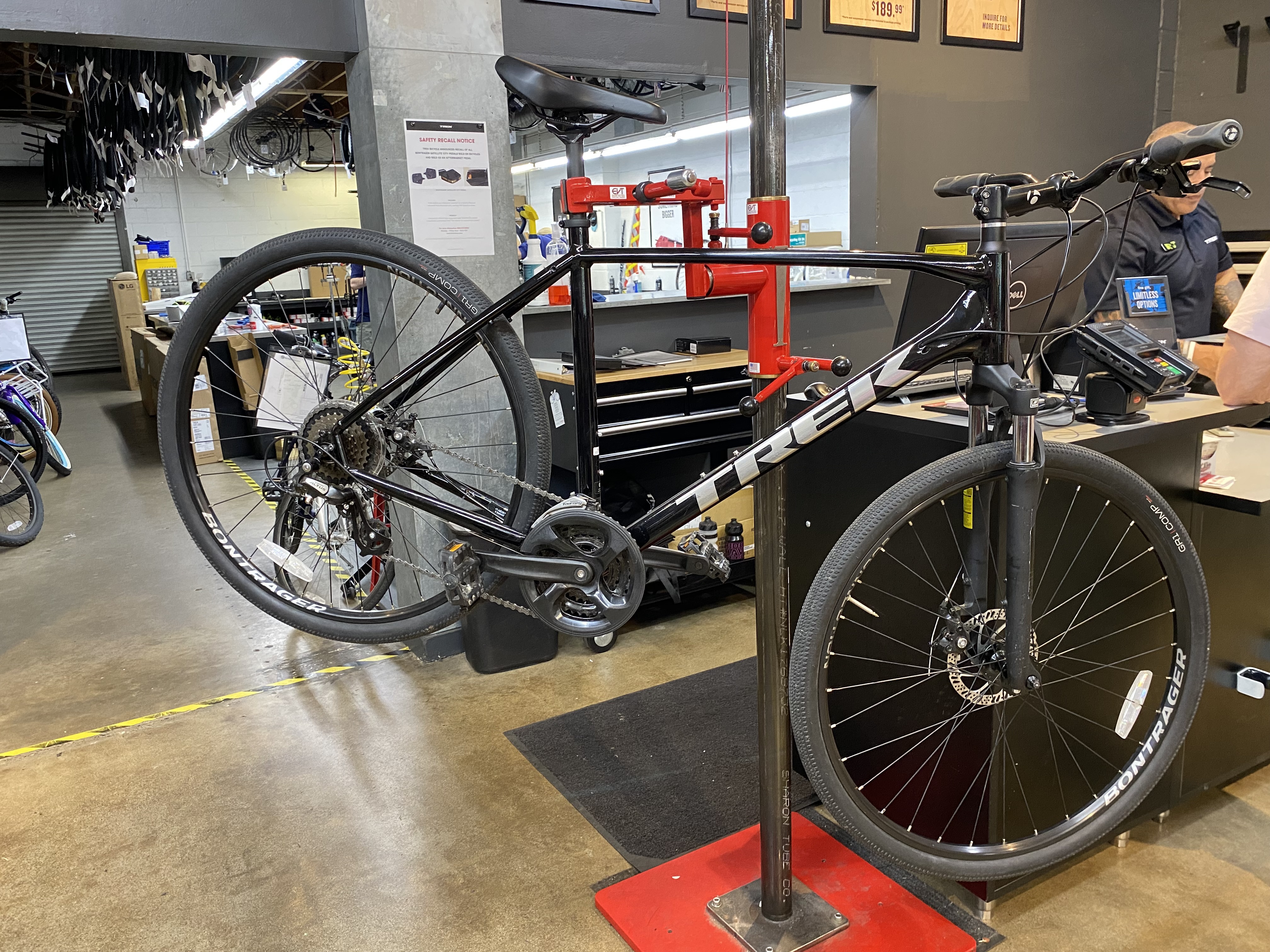 2021 Trek Dual Sport 1 