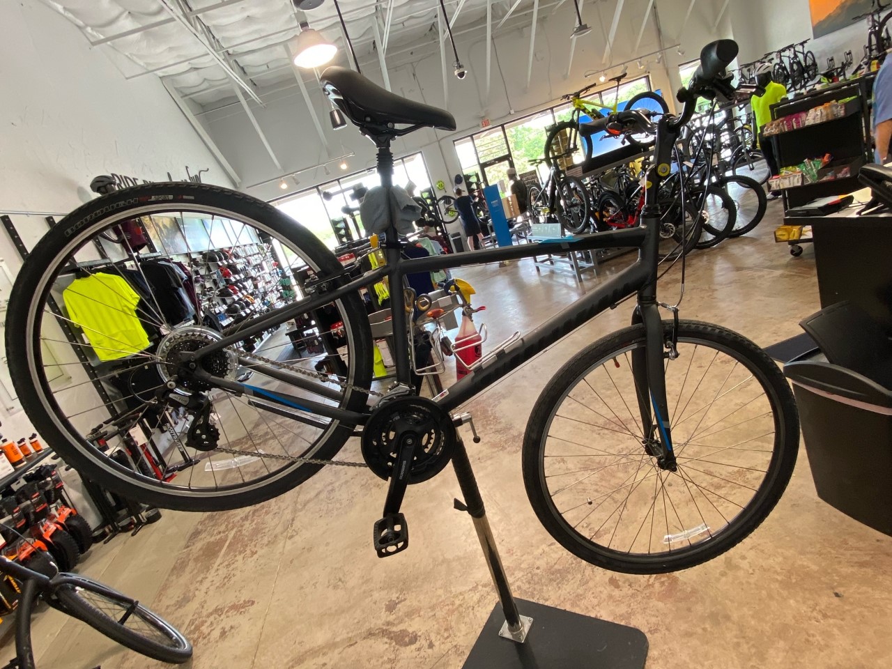 2019 Specialized Crossroads Sport 