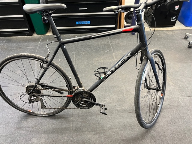 2019 Trek FX 3 - BicycleBlueBook.com