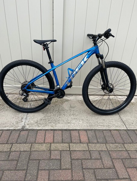 FX3 Women's （カリフォルニアスカイブルー）15インチ FX 3 Women's - Trek Bikes
