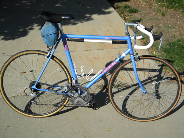 2015 Trek Domane 4.1 - Bicycle Details - BicycleBlueBook.com