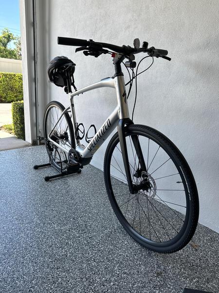 2022 Specialized Cro - Bicycle Details - BicycleBlueBook.com