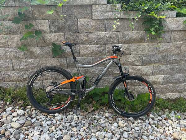 2001 Giant Warp DS1 - Bicycle Details - BicycleBlueBook.com