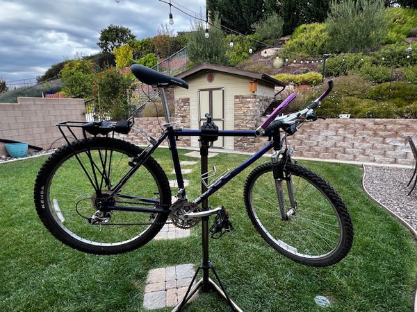 1998 GT Aggressor - Bicycle Details - BicycleBlueBook.com