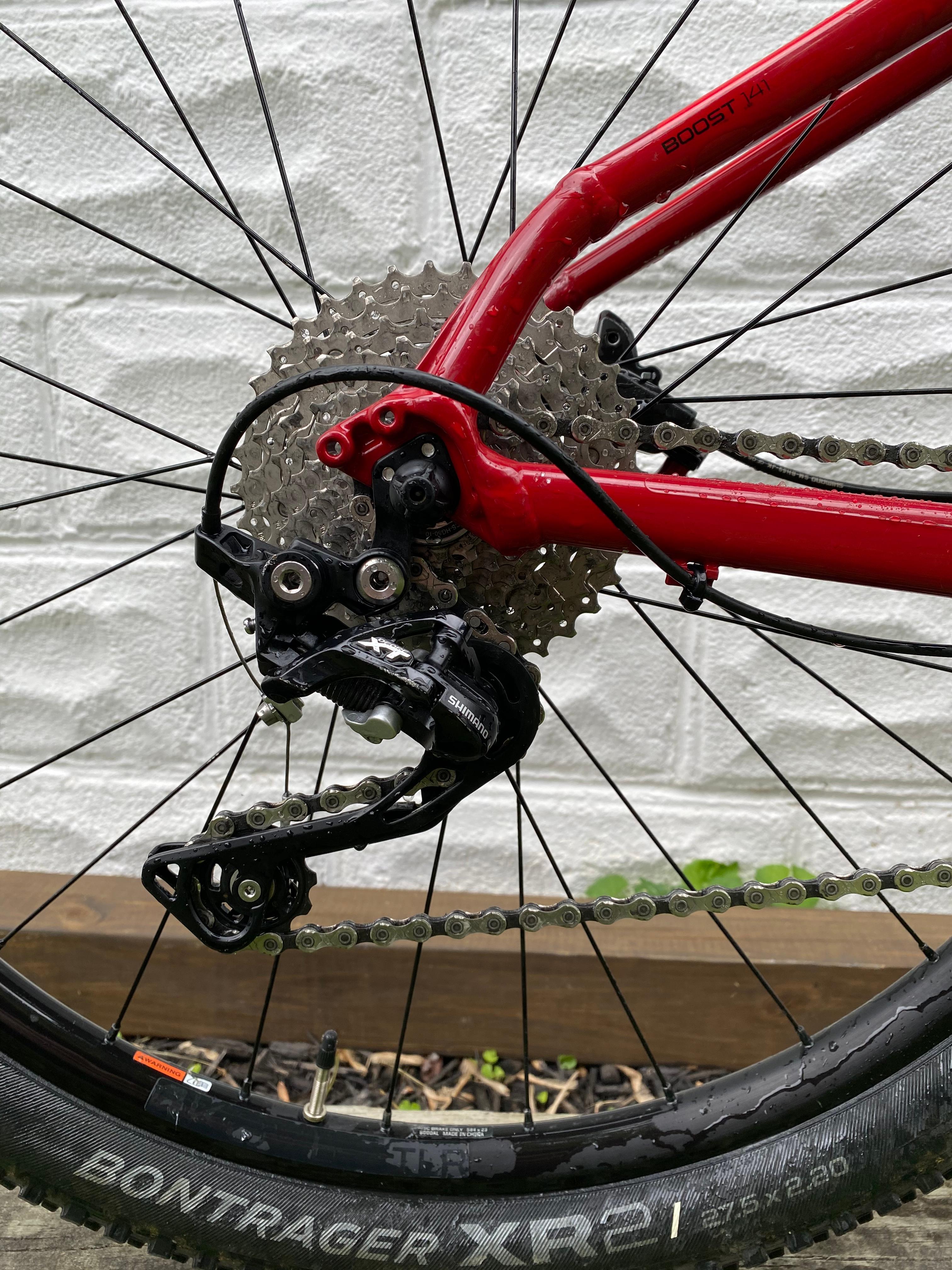 2019 Trek X Caliber 8 - BicycleBlueBook.com