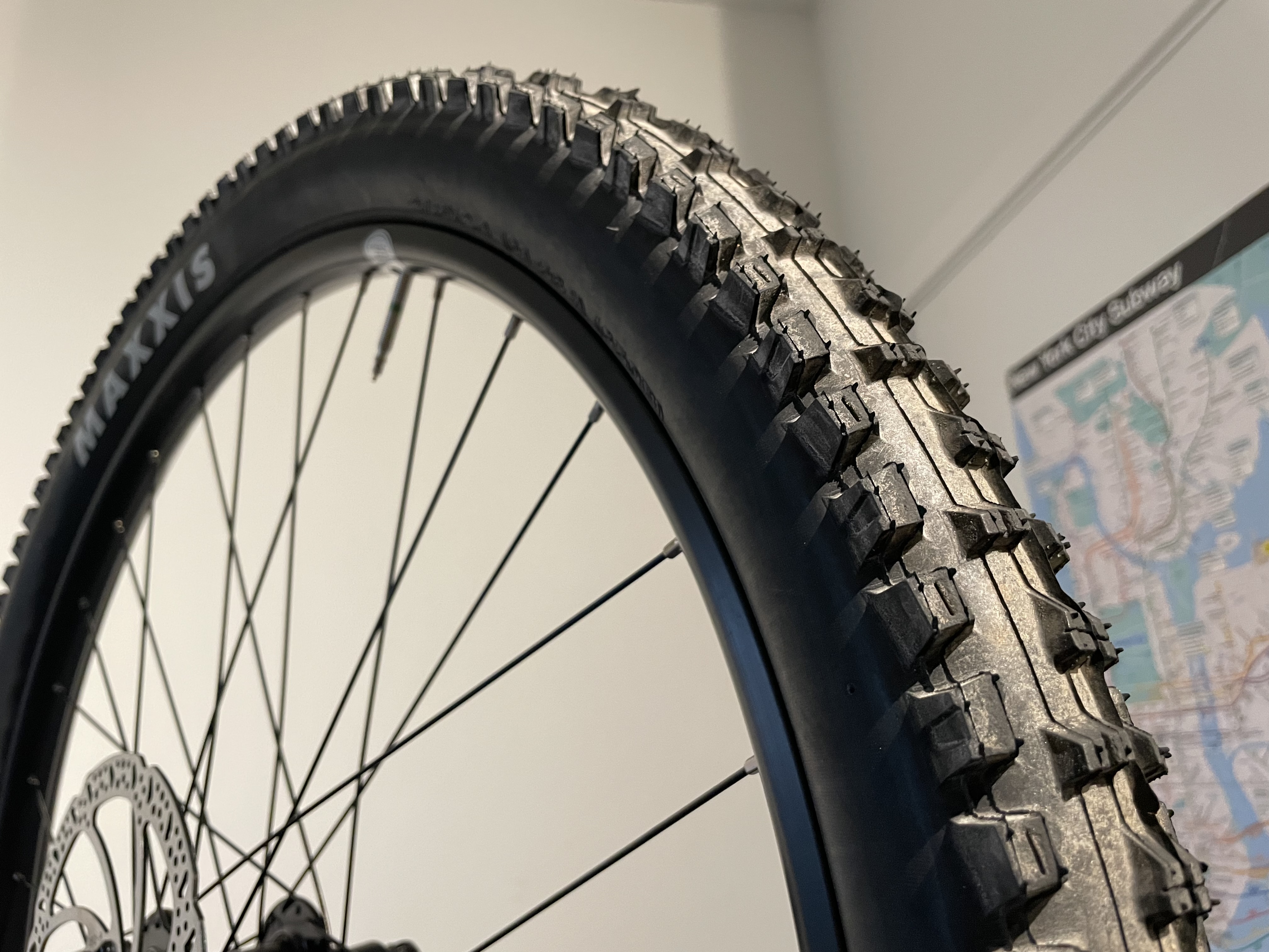 2019 Fuji Reveal 1.3 - BicycleBlueBook.com
