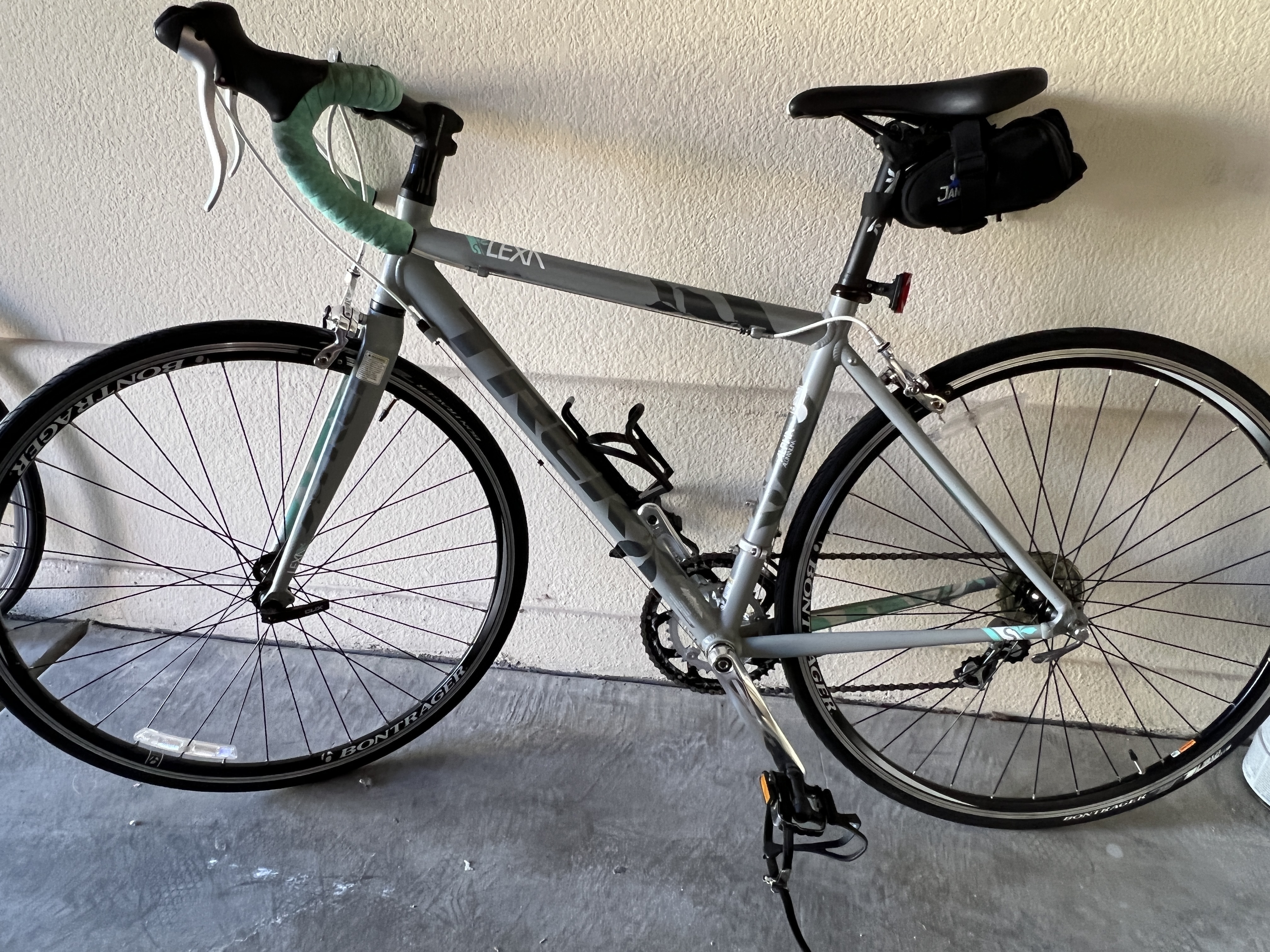 2012 Trek Lexa - Women's 