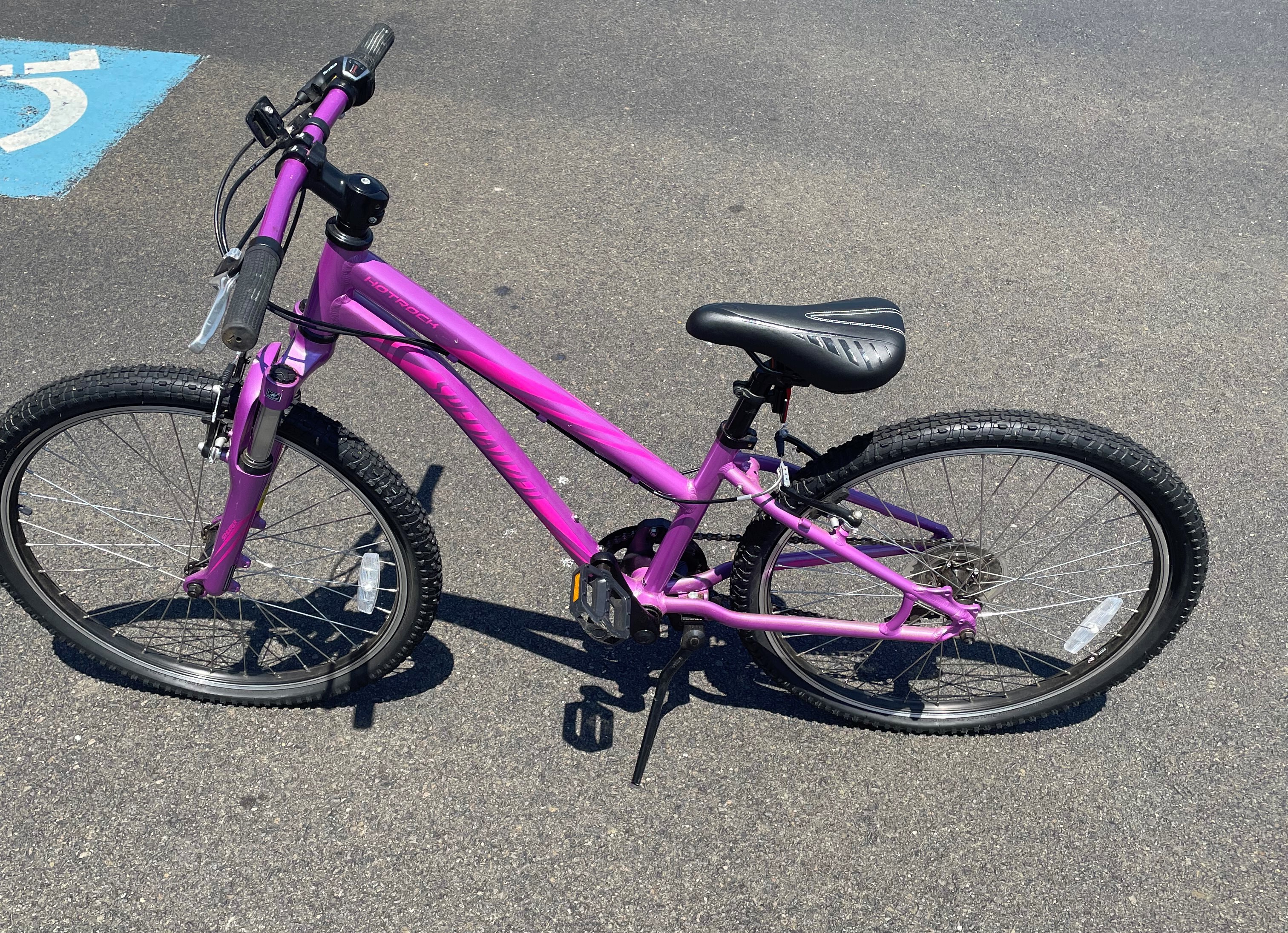2016 Specialized Girl's Hotrock 24 (7 