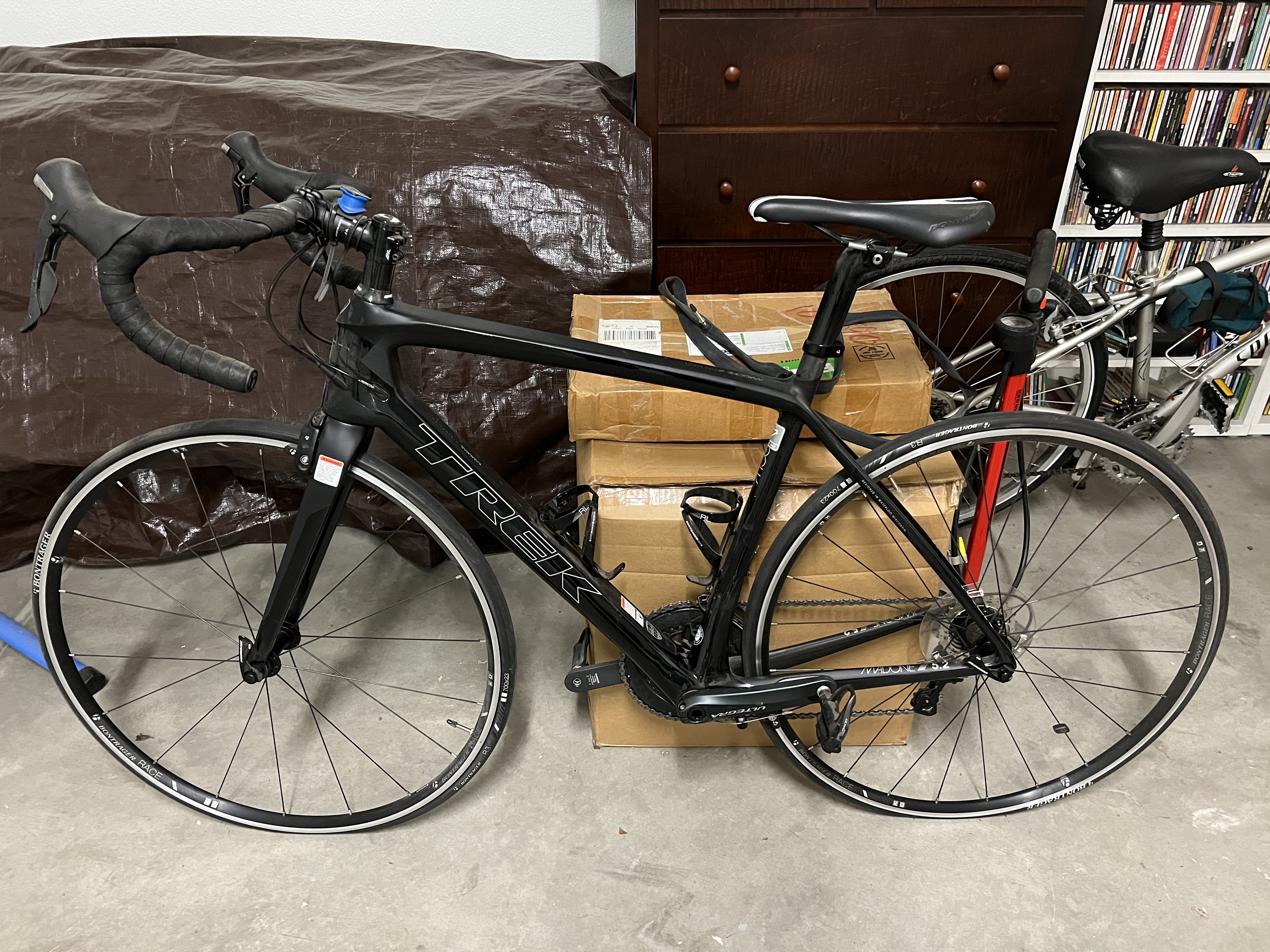 TREK Madone 5.2 2014 カーボン　新品70万円 TREK Madone 5 2 2014 カーボン 新品70万円 - すばらしい
