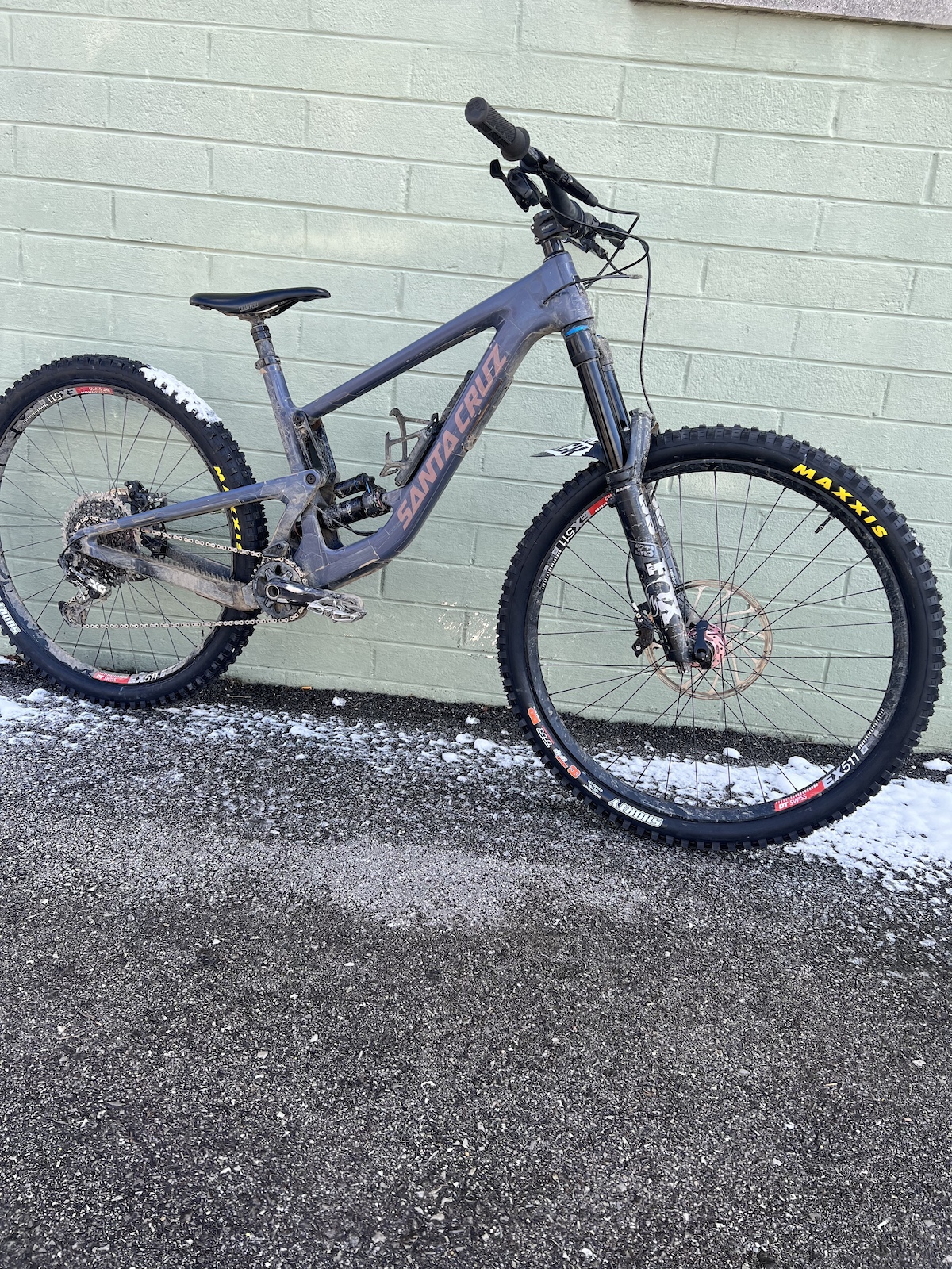 frame santa cruz megatower