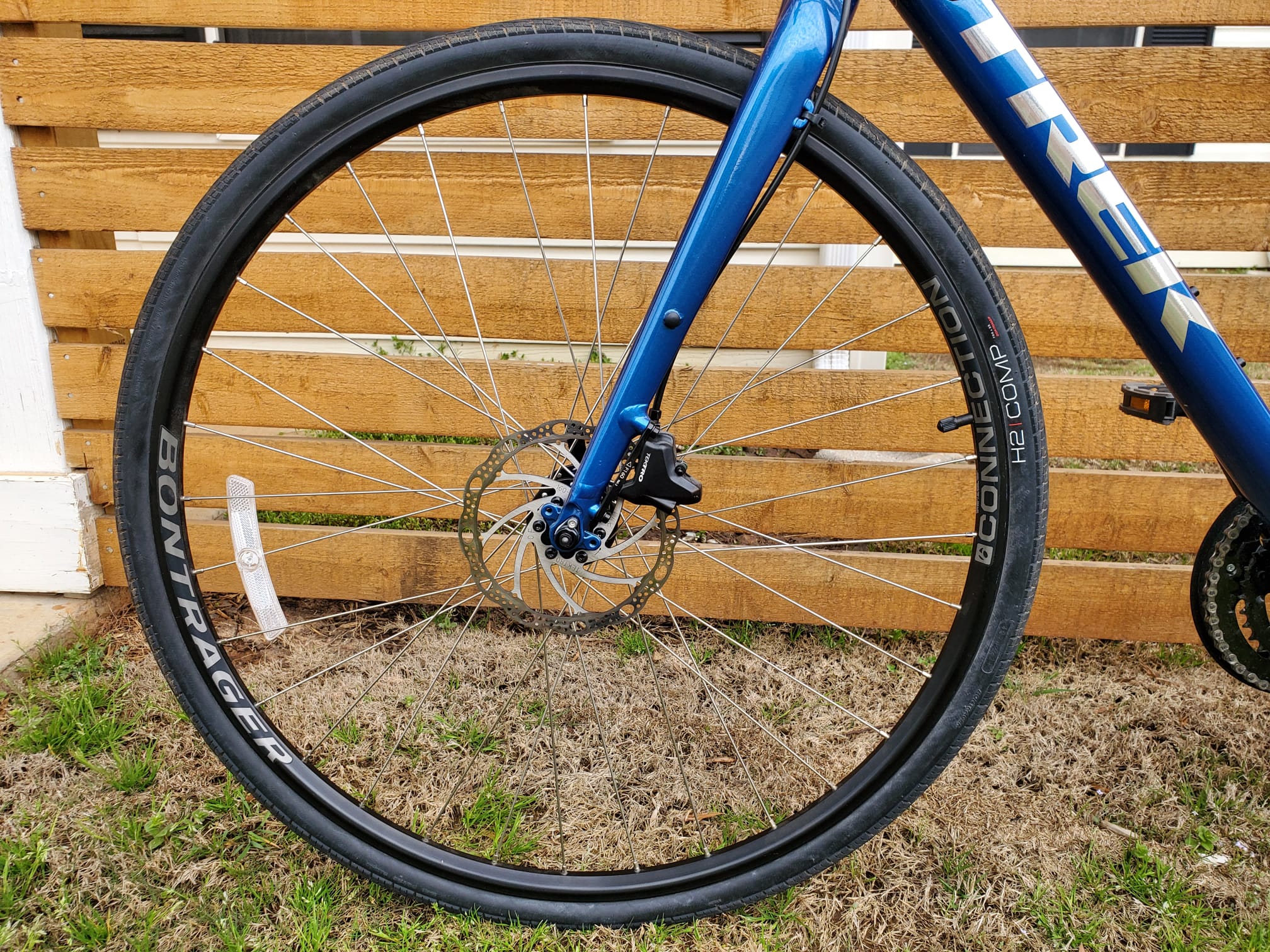2021 Trek FX 2 Disc - BicycleBlueBook.com