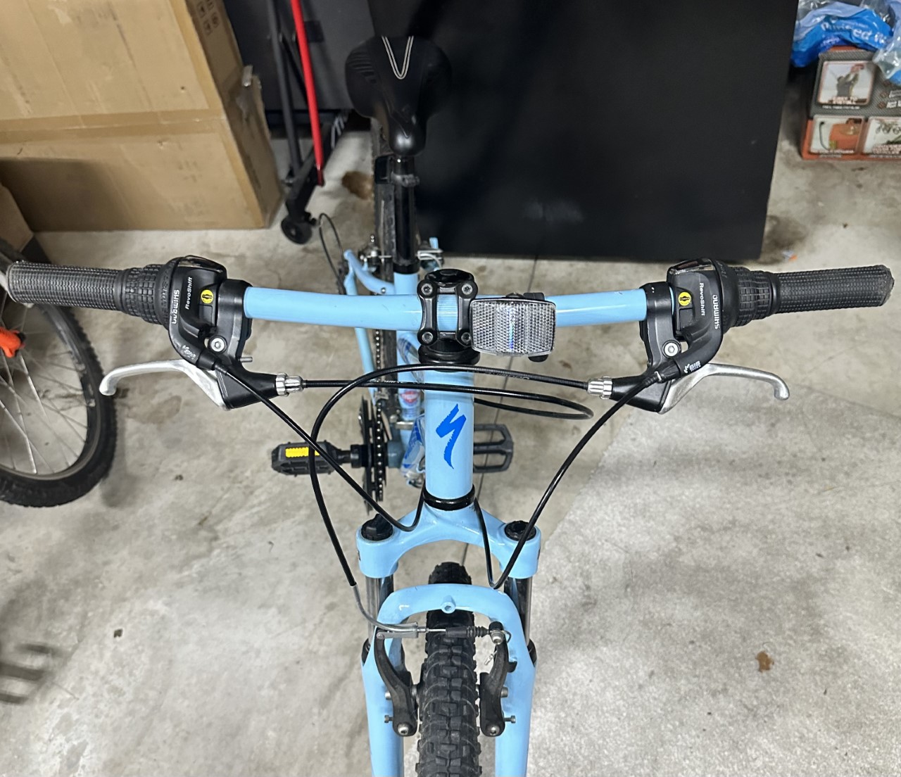 2013 Specialized Hotrock 24 21Speed Gi - BicycleBlueBook.com