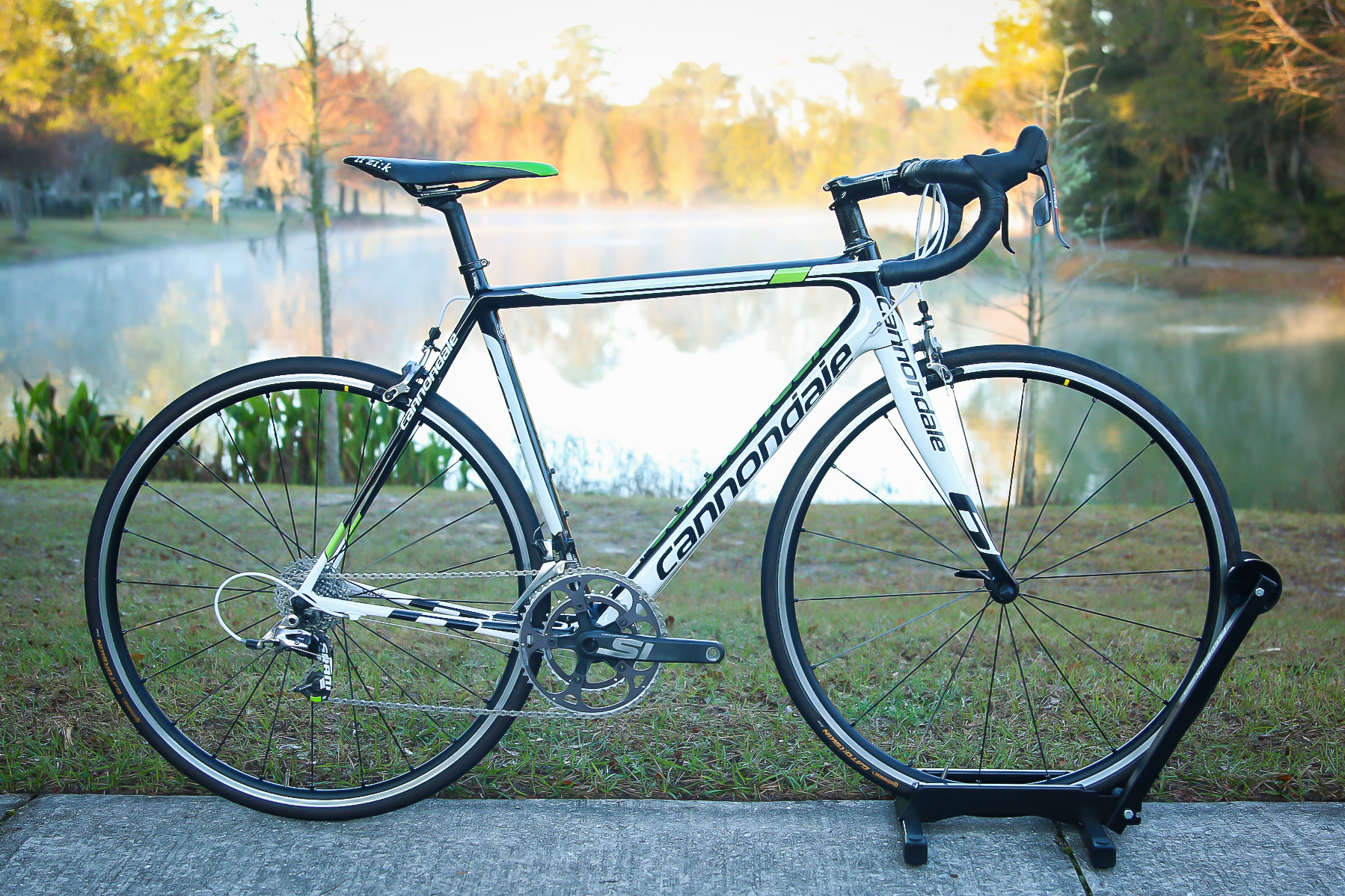 2015 Cannondale SuperSix Evo - BicycleBlueBook.com