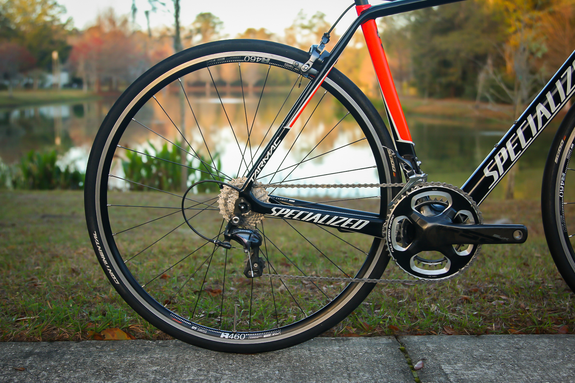 2017 Specialized Tarmac Expert - BicycleBlueBook.com