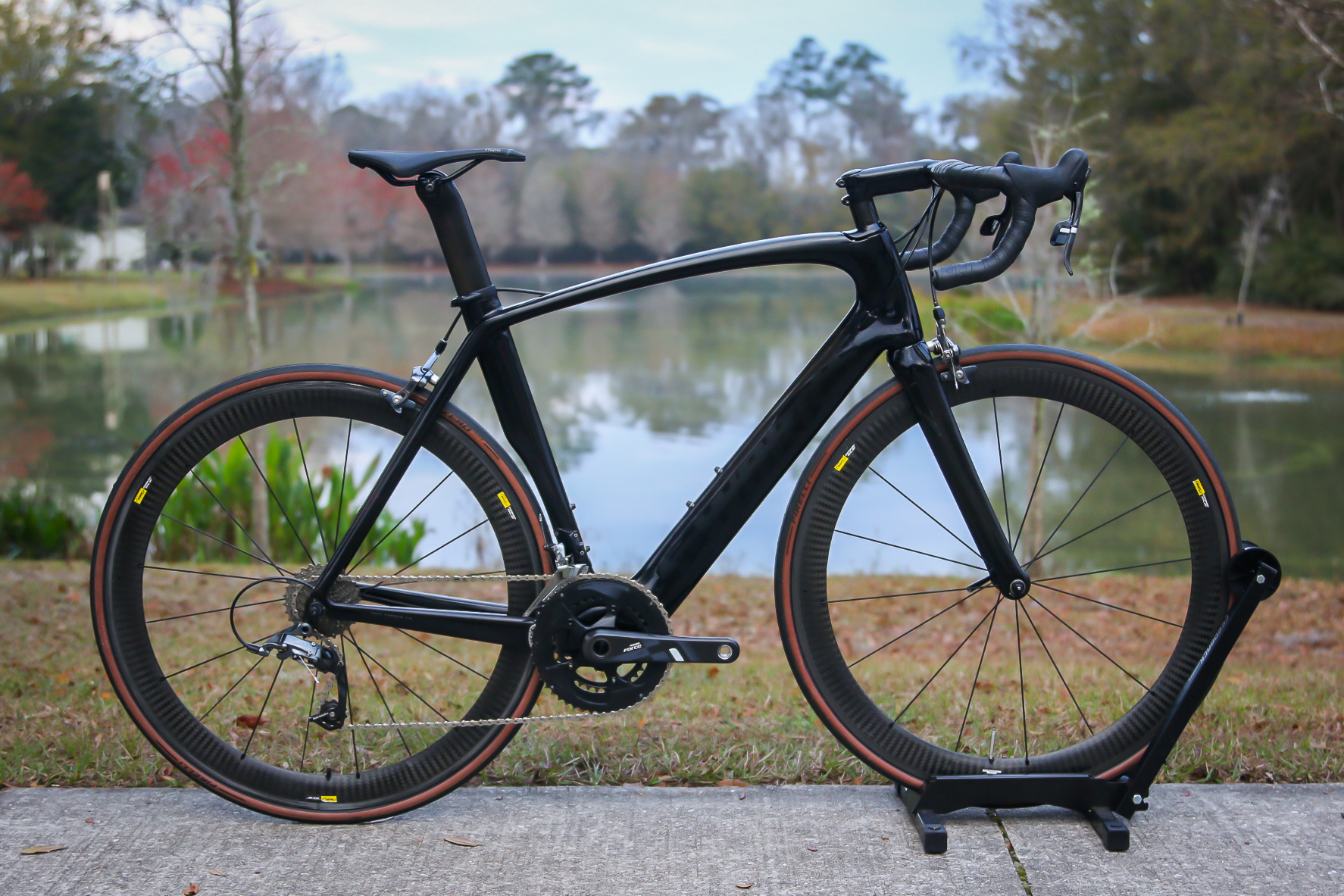 2016 Specialized S-Works Venge - BicycleBlueBook.com