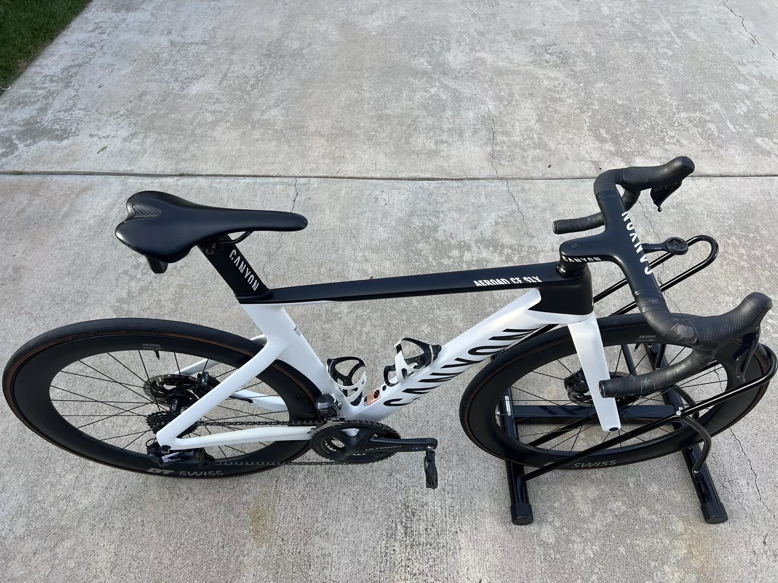 2021 Canyon Aeroad CF SLX Force eTap - BicycleBlueBook.com