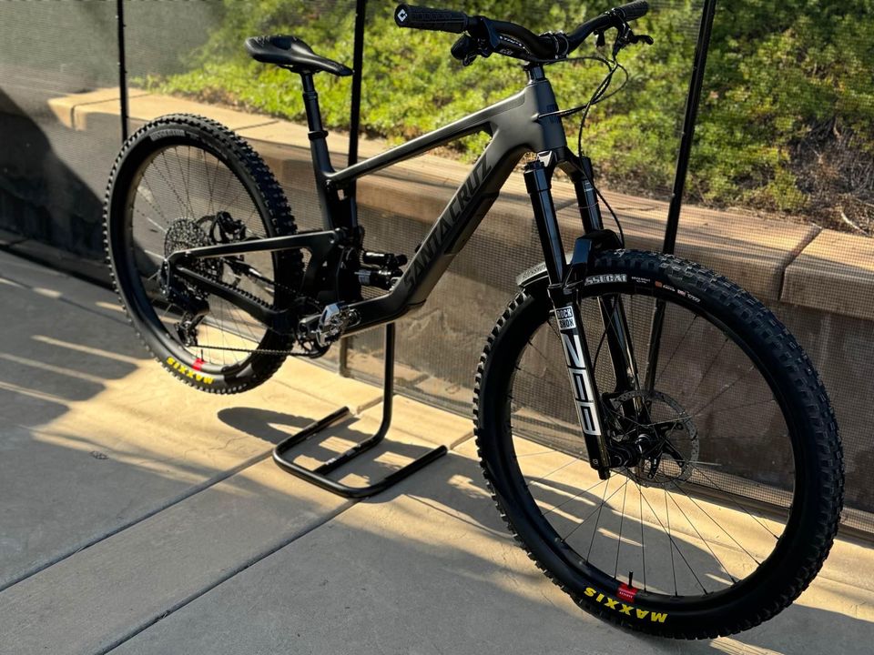 2024 Santa Cruz Bronson CC X0 T Type R - BicycleBlueBook.com