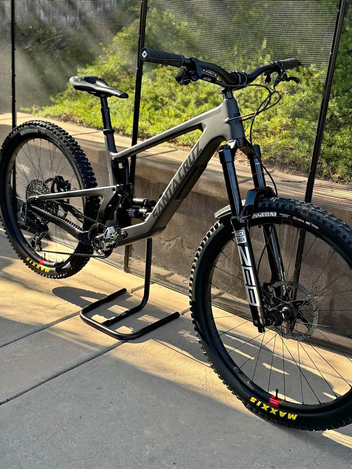 2024 Santa Cruz Bronson CC X0 T Type R - BicycleBlueBook.com