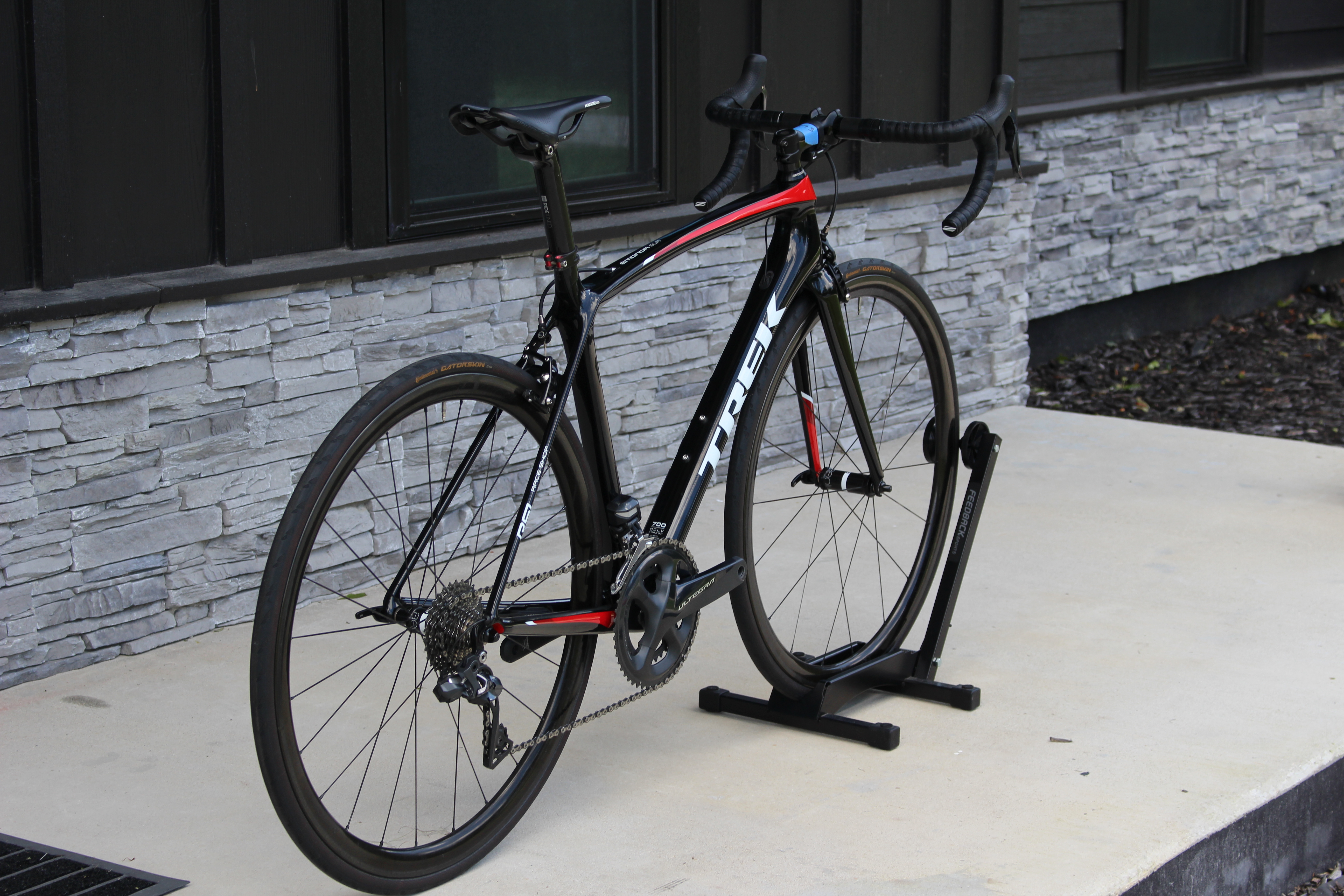 2018 Trek Emonda SLR 9 - BicycleBlueBook.com