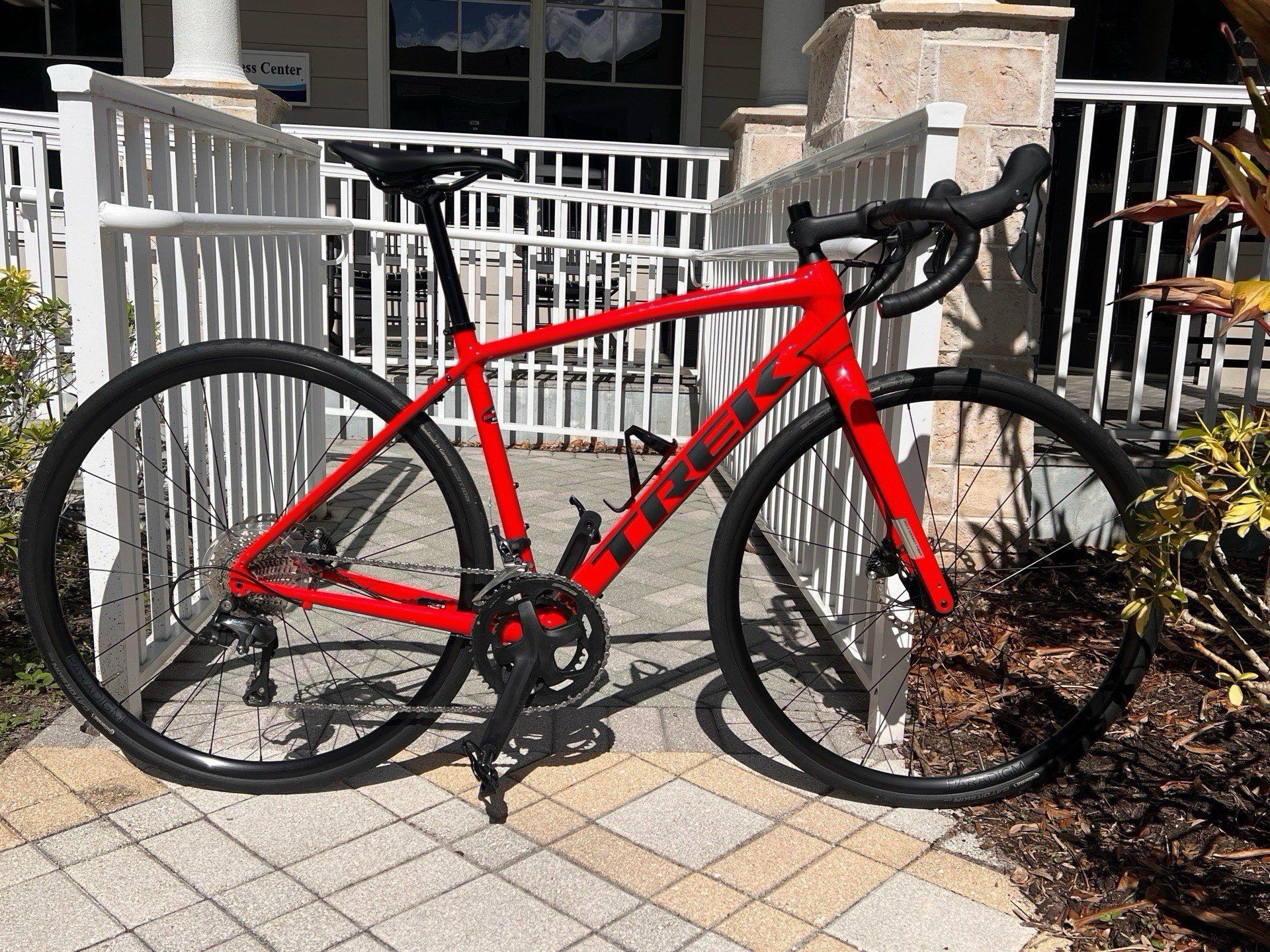2023 Trek Domane AL 4 Disc - BicycleBlueBook.com