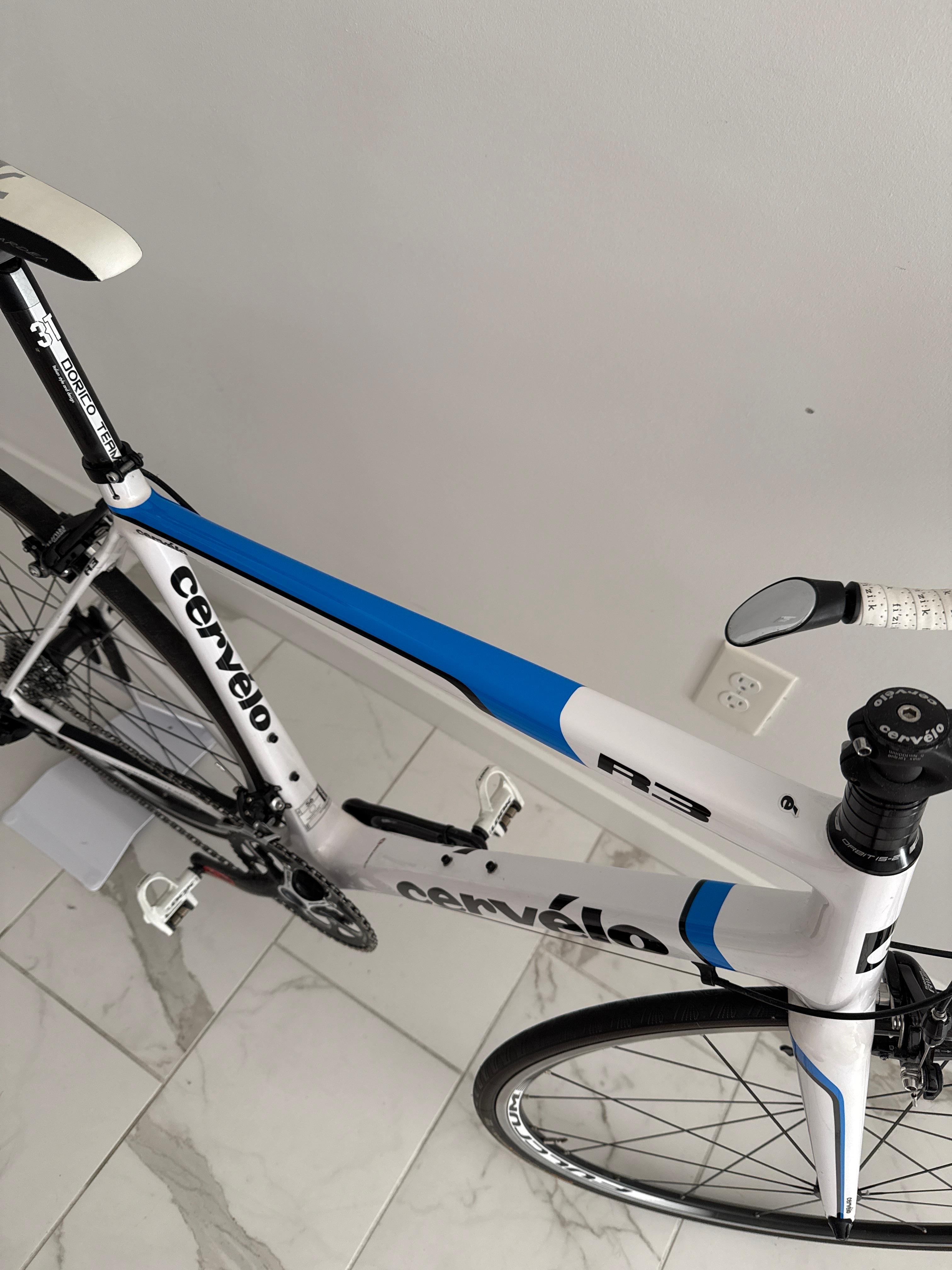 自転車本体 Cervelo R3 IMG_4548.jpeg