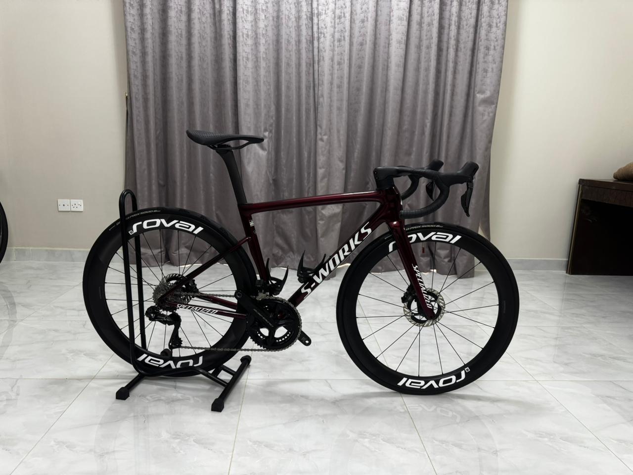 2024 Specialized Tarmac - BicycleBlueBook.com