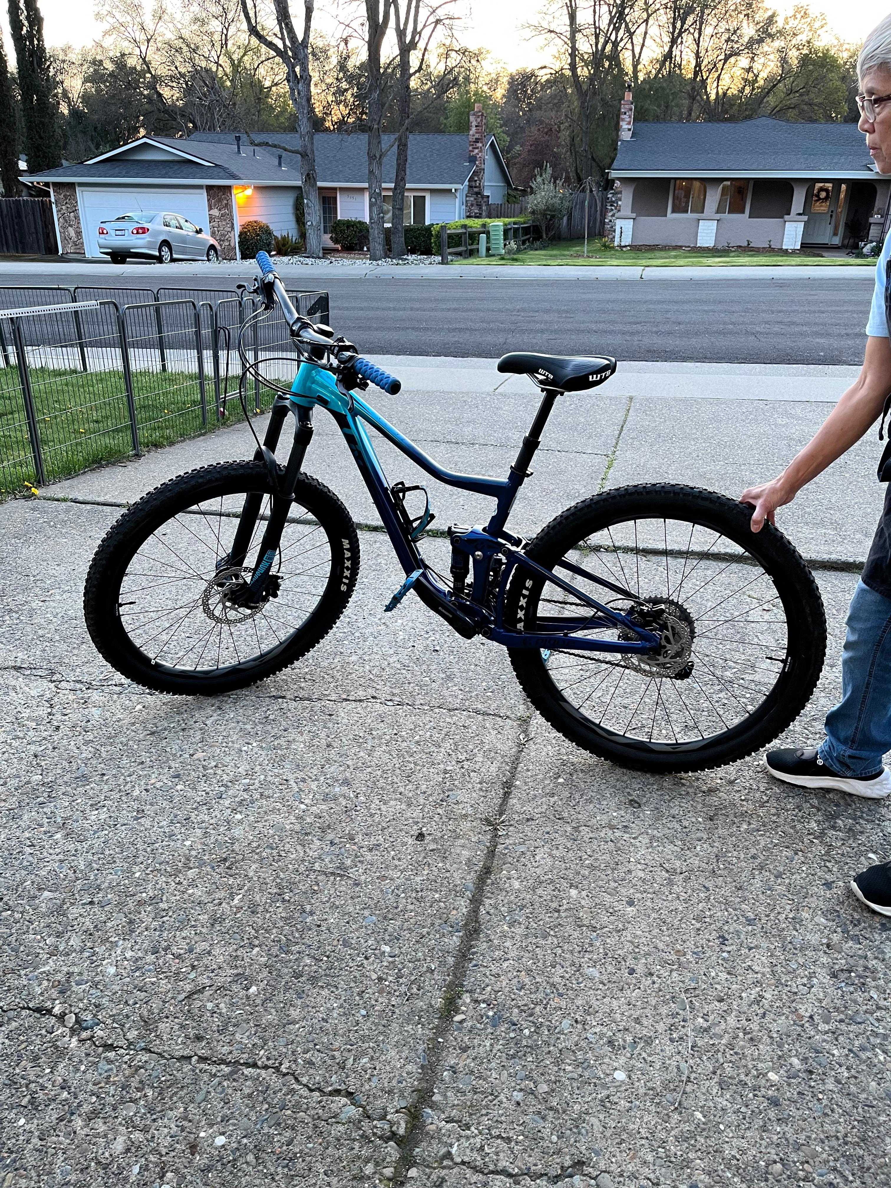 2019 Liv Pique 29 2 - BicycleBlueBook.com