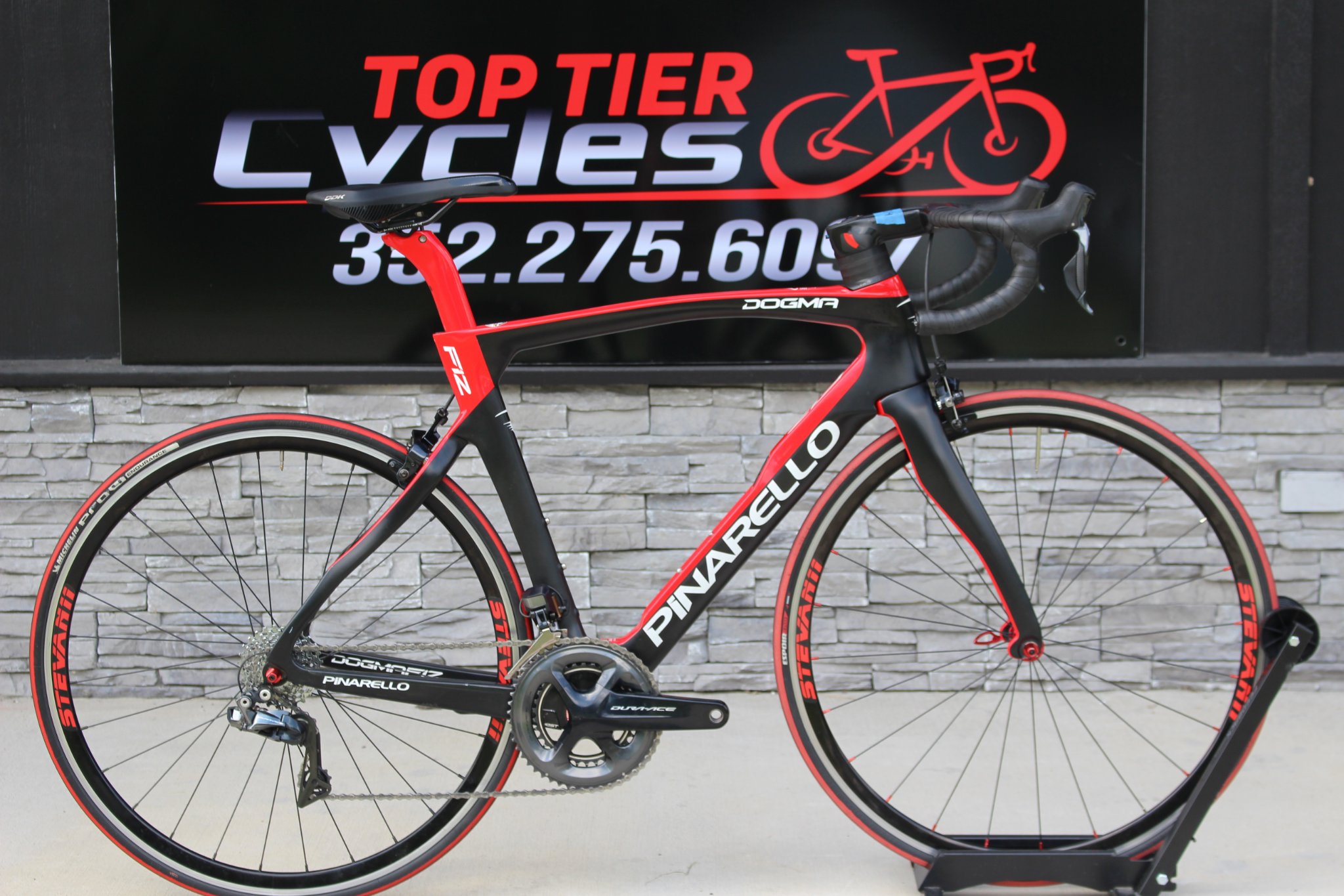 2021 Pinarello Dogma F12 Dura-Ace Di2