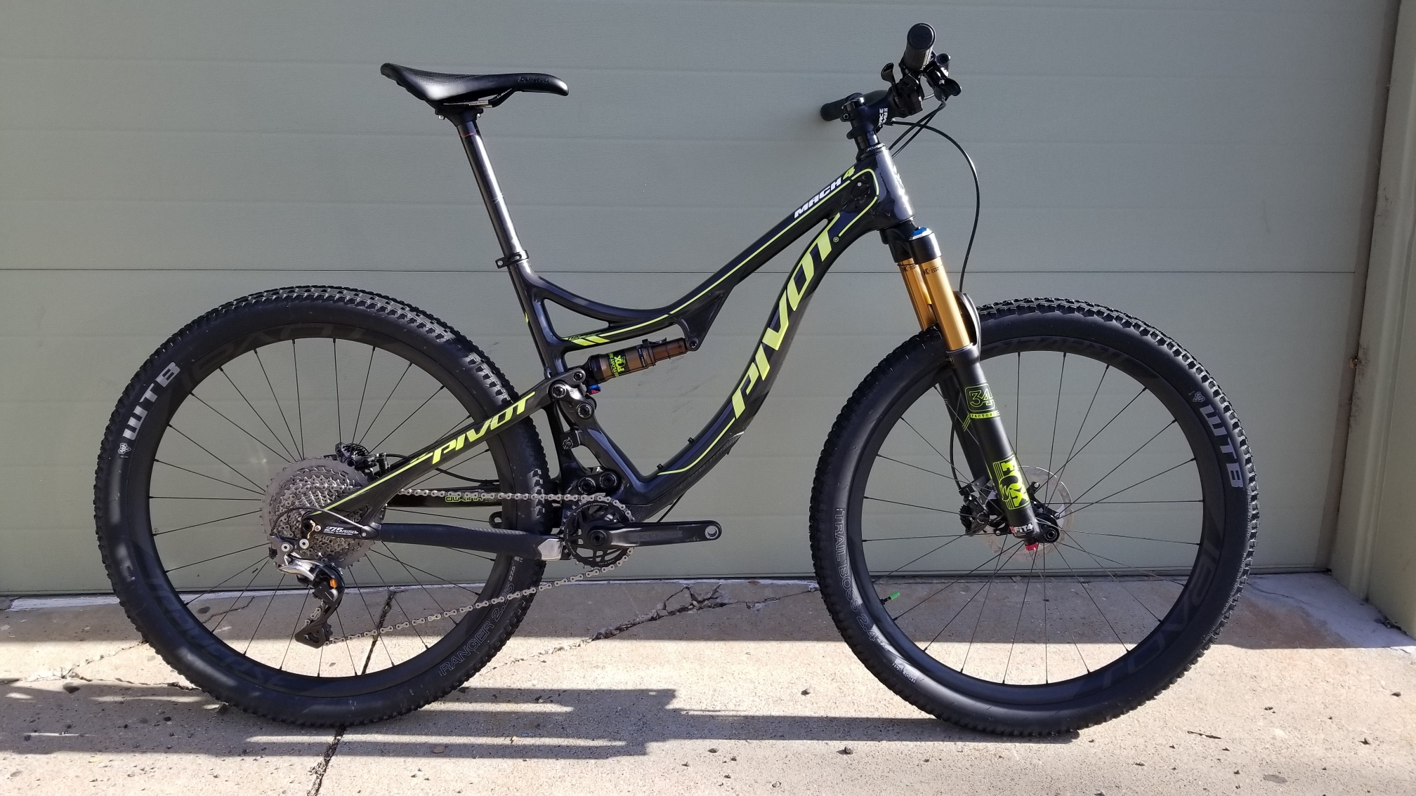 2015 pivot mach 4