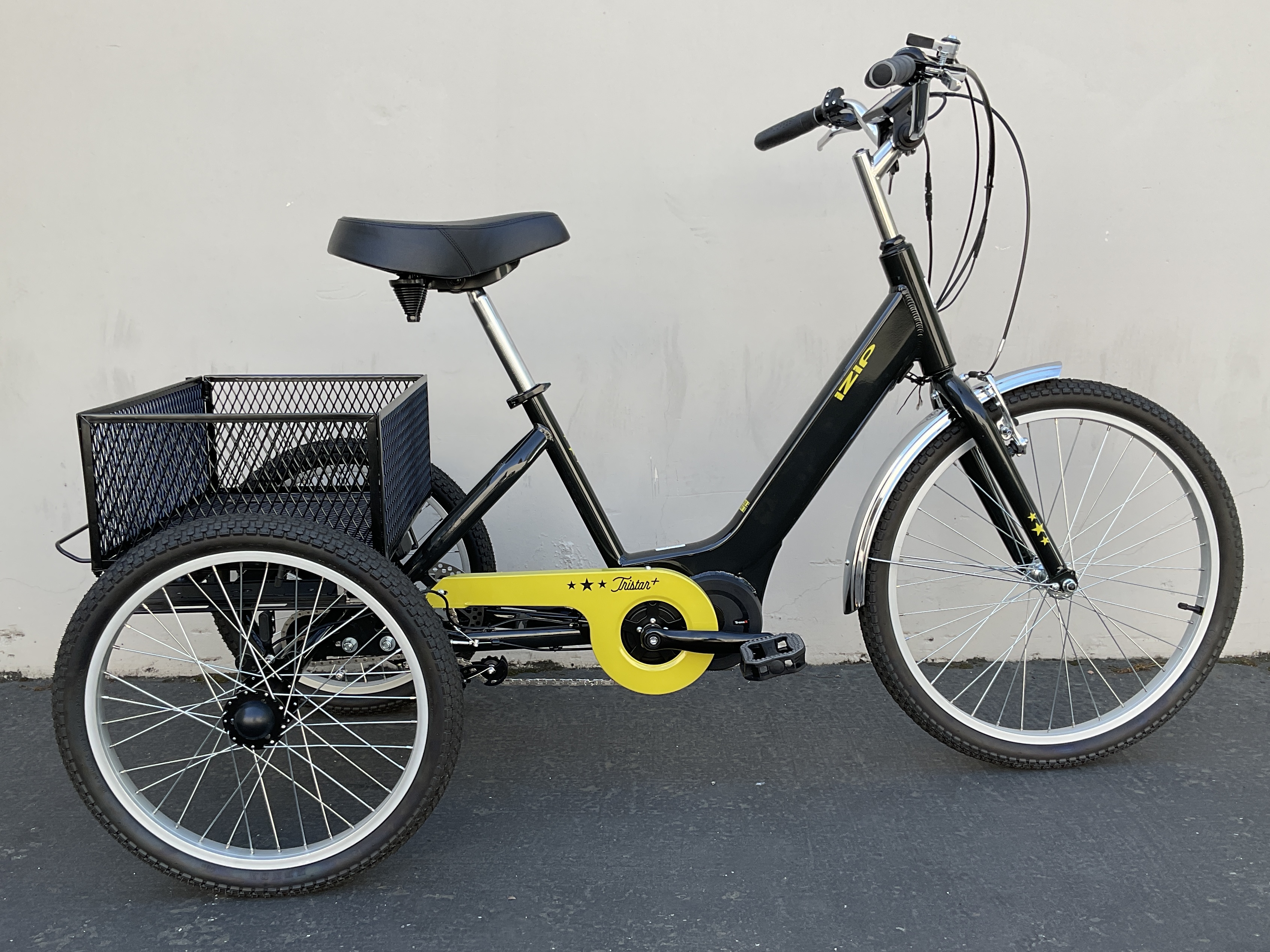 2021 IZIP TRISTAR PLUS 