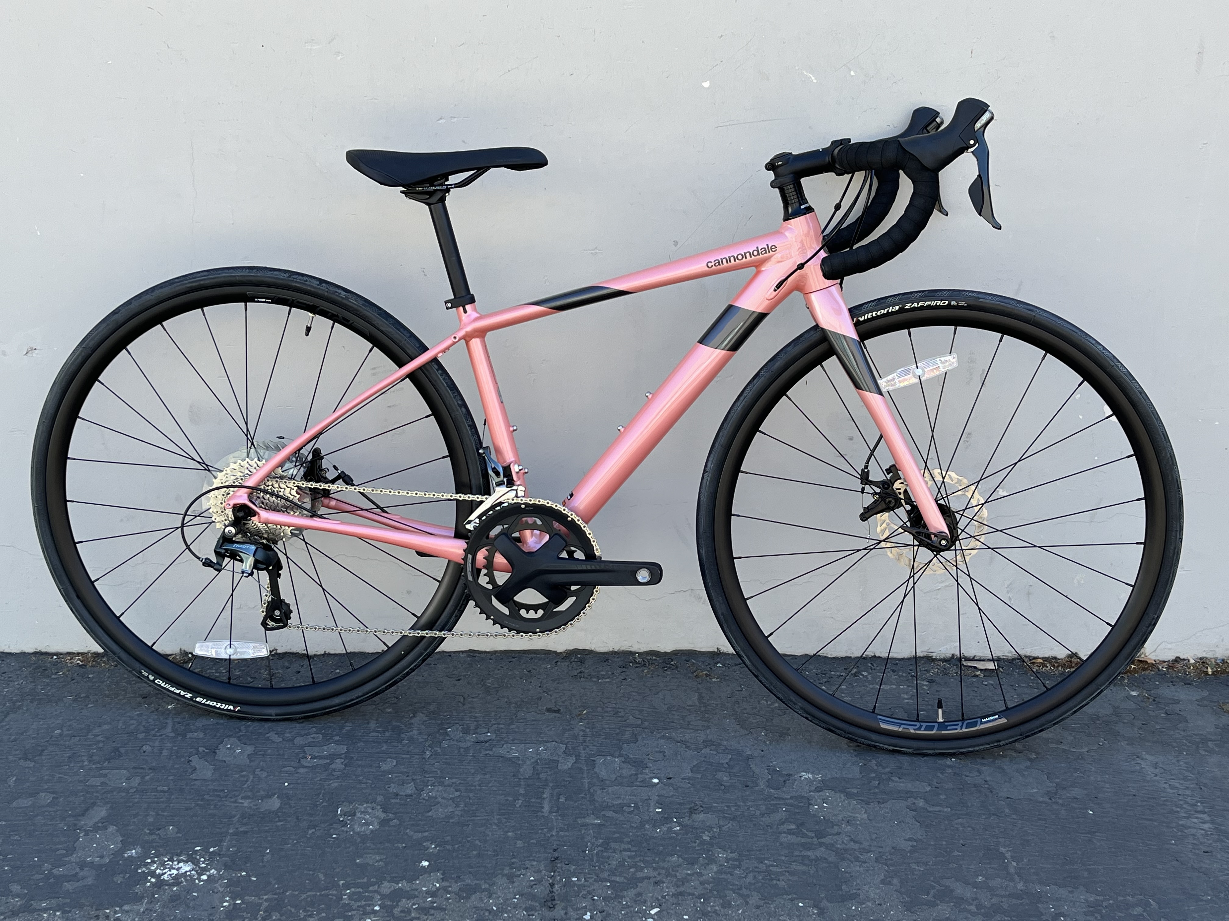 キャノンデール　ロードバイク　SYNAPSE WOMEN'S TIAGRA Cannondale Synapse Women's Tiagra – Biloxi Bicycle Works
